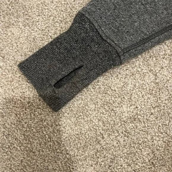 Lululemon Scuba Hoodie Size 6 Gray Zip Up High Quality Cozy Athleisure - Picture 5 of 6